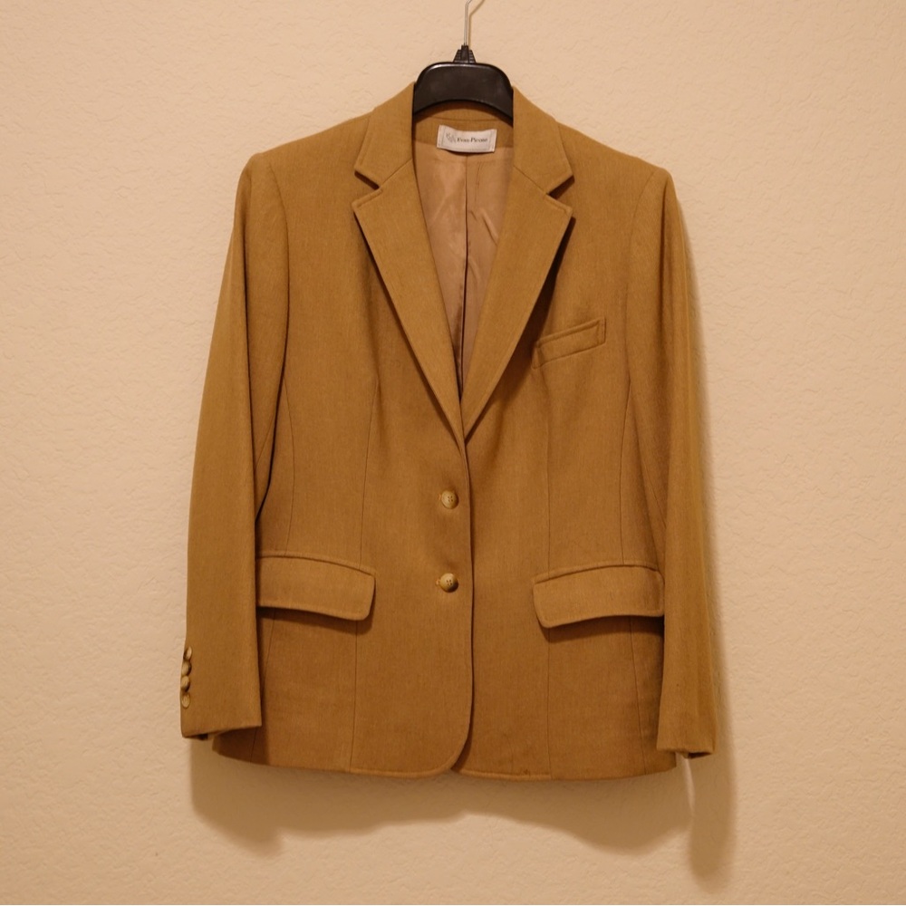 Classic Tan Women's Blazer